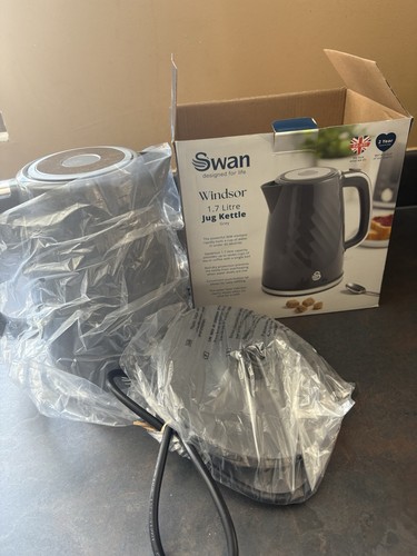Swan windsor jug kettle - swan,