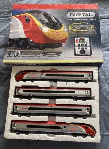 Hornby virgin trains - hornby, pendolino