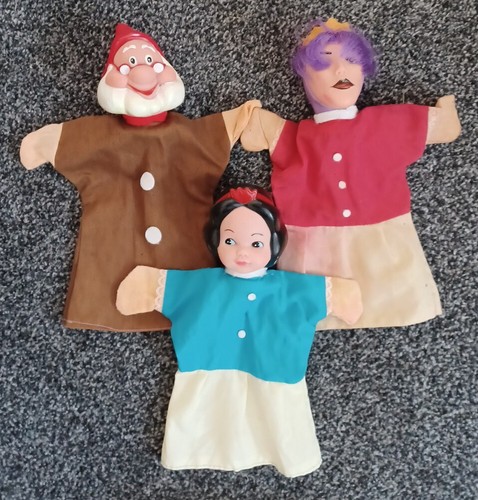 Vintage snow white hand - snow,