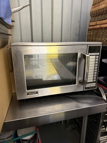 Sharp 24at 1900w commercial - r-24at,