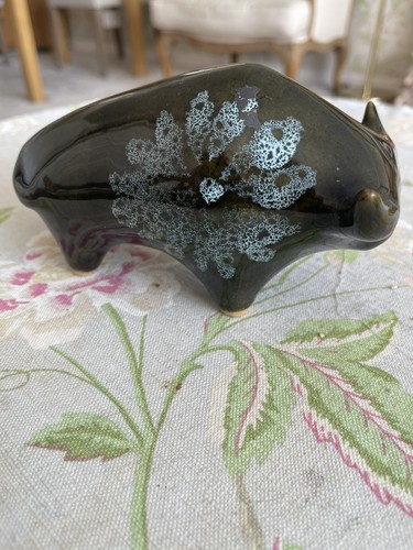 Vintage lotus pottery bull 16 - lotus,