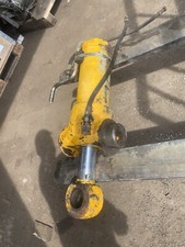 GENUINE JCB BACK ACTOR SLEW RAM