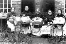 Ggm-60 Ladies Working On