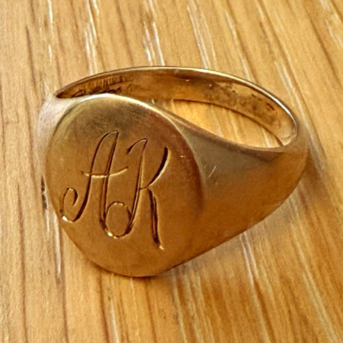 Hallmarked 375 gold signet - 375,