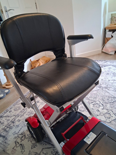 Foldable wheeled mobility - foldable,
