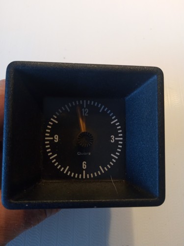 Vauxhall dashboard clock - , time