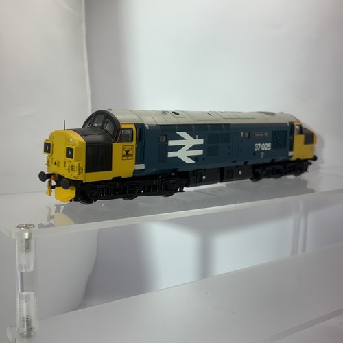 Bachmann 780rj class 025 - 32-780rj, 37