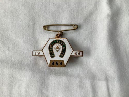 Horse racing members enamel - racing,