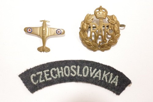 Czechoslovakia shoulder raf - czechoslovakia,