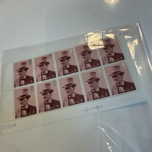 Royal mail mint stamps - royal, 8p