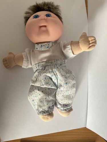 Cabbage patch doll tall - patch, 8”