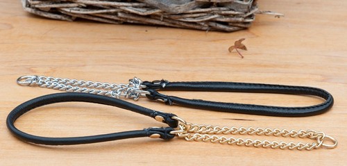 Show collar half - half, check
