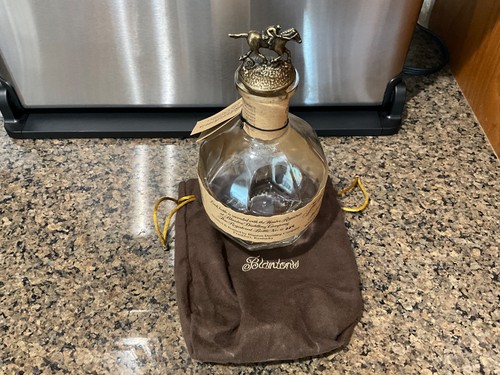 Blantons bottle - bottle, (letter