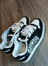 Rare Vintage Air walk Triple X