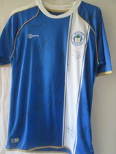 Wigan Athletic 2010-2011 Squad Signed Home Football Shirt with COA /48329