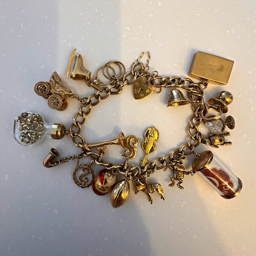 Vintage yellow gold charm - vintage,