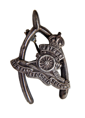 Vintage british army pin - british,