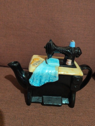 Novelty tea pot - novelty,