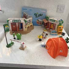Playmobil 5432 Summer Fun Camp Site,  Shop, Shower Block, Cafe, Tent . Cool box