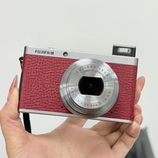 Fujifilm XF1 X Series 12.0MP 4x Optical Zoom Compact Digital Camera Brown