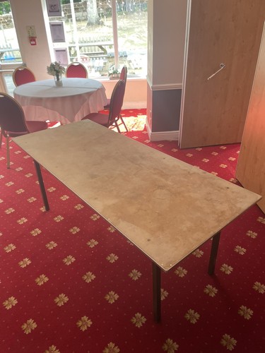 Banqueting burgess - 6',