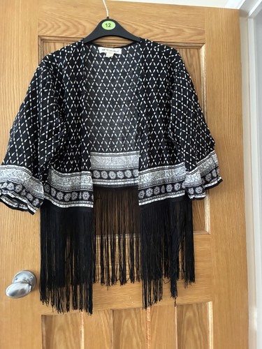 Black kimono fringe top - black,