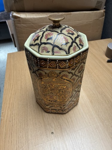 Satsuma ware traditional - satsuma,