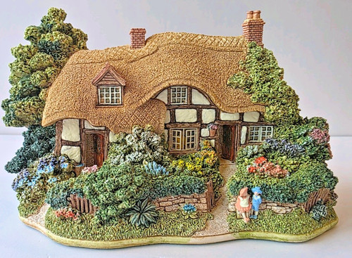 Lilliput lane meadowsweet - lilliput,