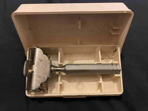 Ever ready razor - with, box