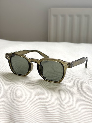 Olive green round frame - olive,