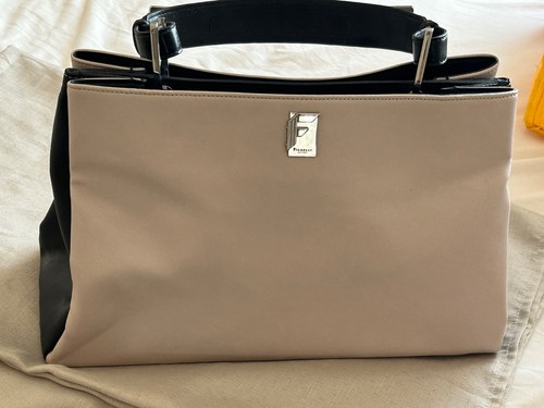 New ladies medium size - new, beige