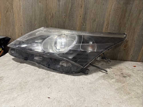 Toyota avensis headlight front - avensis,