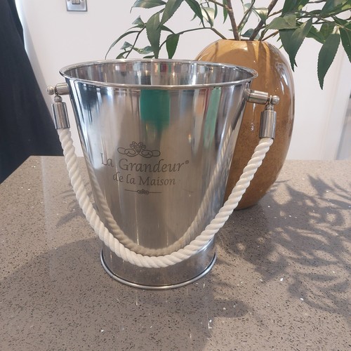 Stainless steel champagne - steel,
