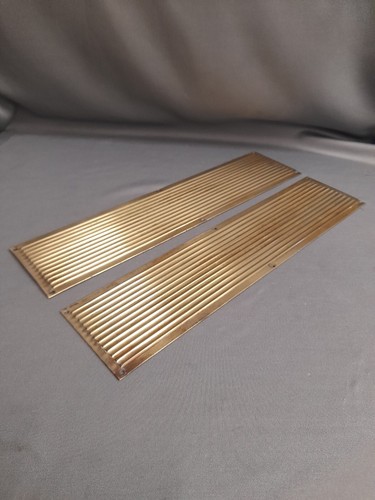 Large stunning brass reeded - large,