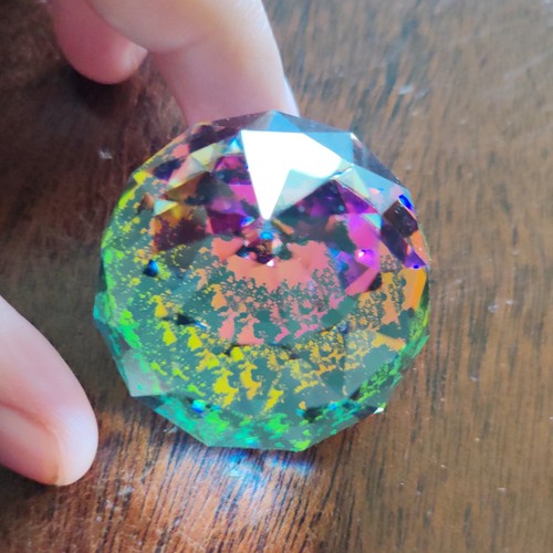 Faceted clear crystal - clear,