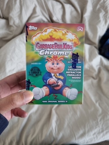 New 2022 topps - new, pail