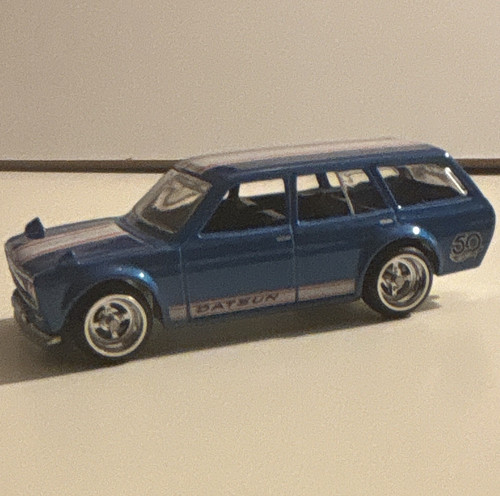 Hot wheels datsun - wheels,