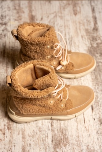 Sorel women explorer - sorel, joan