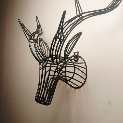 Metal wire stag head wall - head,