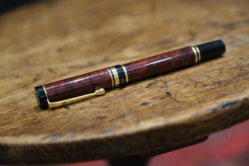 Vintage jaguar marbled - marbled, resin