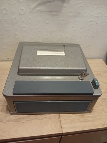 Gross vintage cash register - cash,