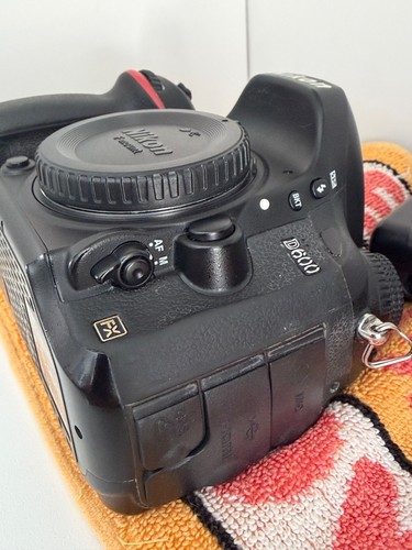 Nikon d600 24mp full - fx,