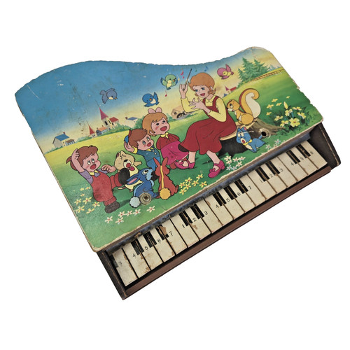 Vtg made japan toy piano - japan,