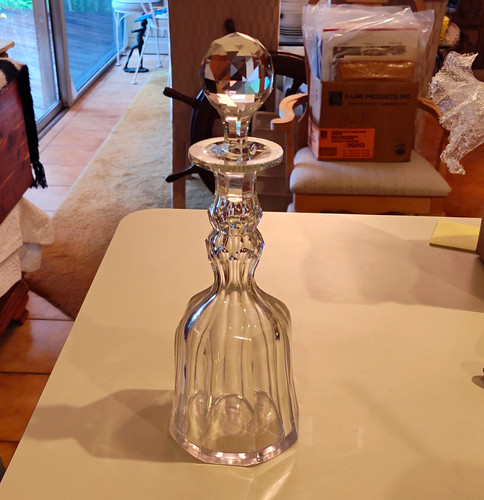 Clear glass decanter - glass,
