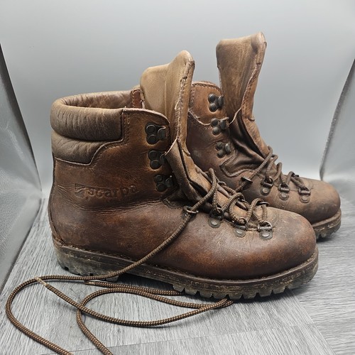 Scarpa leather hiking boots - leather,