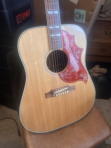 Gibson hummingbird custom - gibson, shop