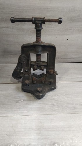 Record pipe vice hinged - pipe,