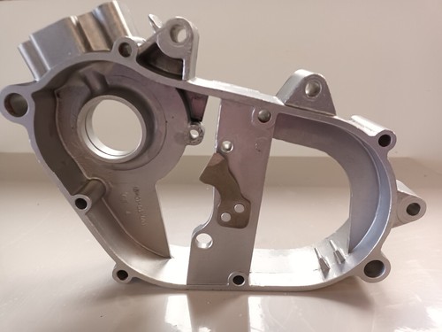 Vapour blasting crankcase - vapour,