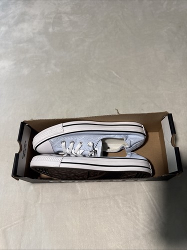 Nwb women converse blue - nwb,