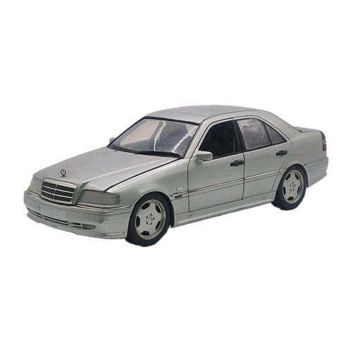 Unboxed models 18 - unboxed, ut